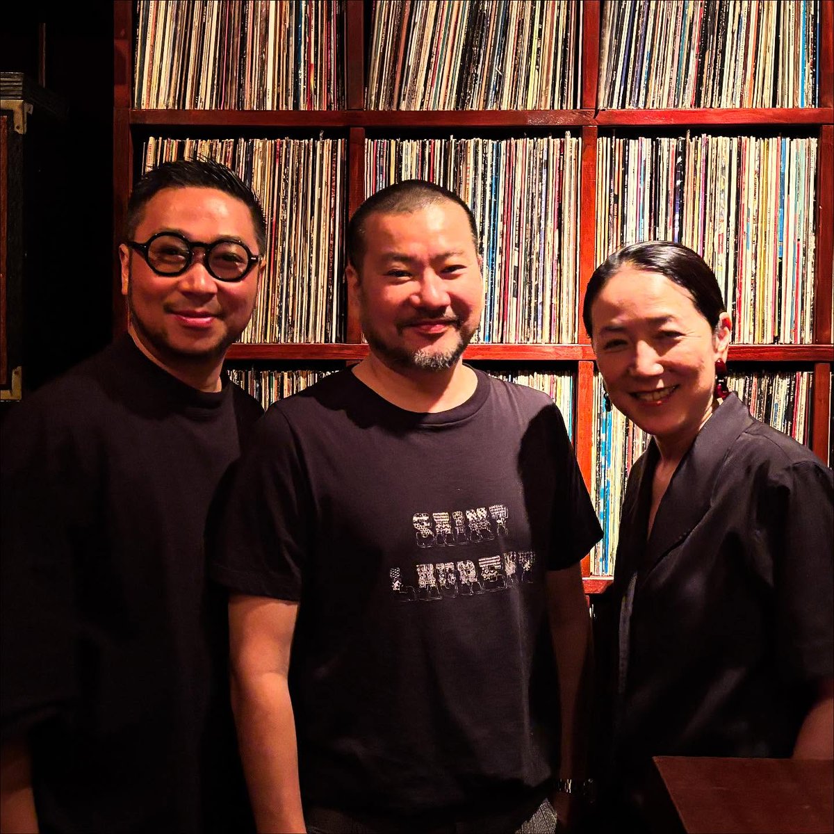 ★先日のBAR SHIVAでの
DJ's  : DJ KOHEY / G-TON /  machaco
♪Good music &amp; Good drinks🥂
終始大賑わいでモヒートも出まくり最高な夜でした♪
皆様、ありがとうございました ♫