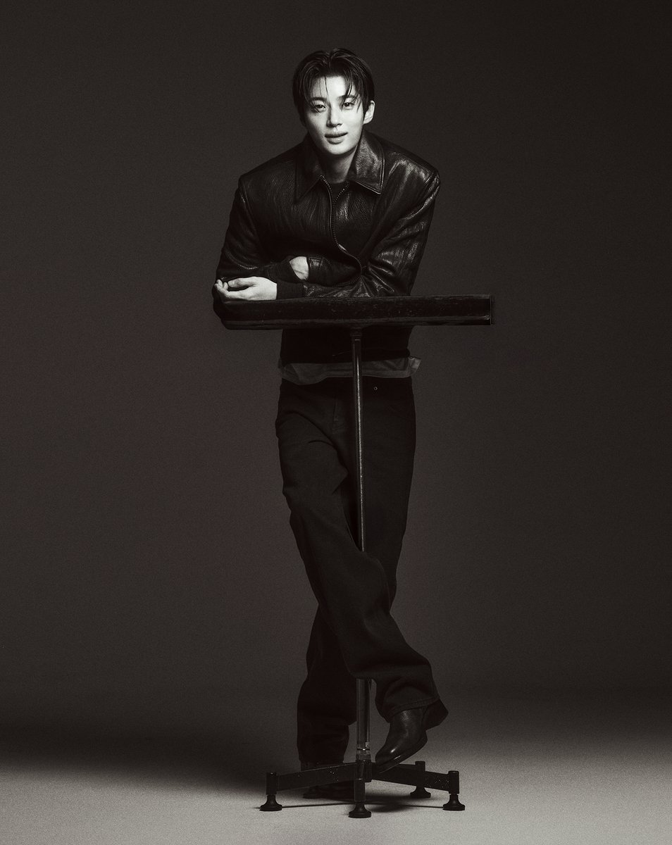 뭐라고요? SIFF X 변우석이라고요?
사진은 또 왜 이렇게 이쁘냐고요.. 🖤💜