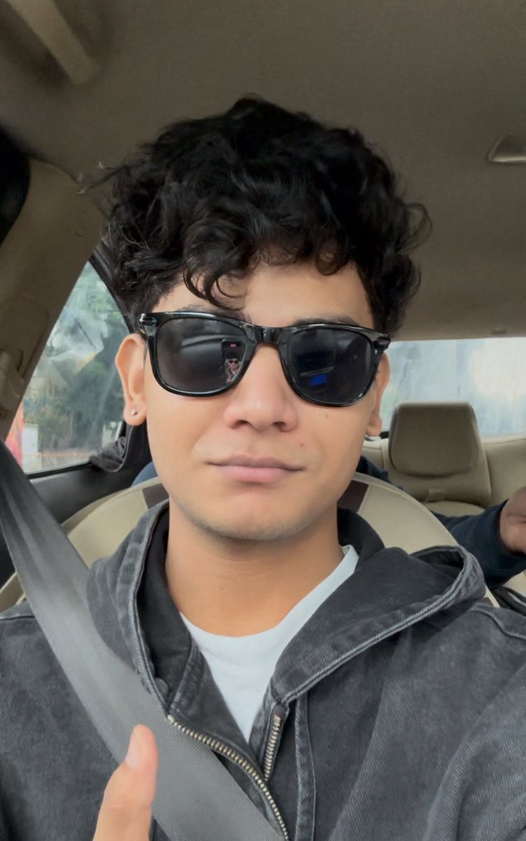 Satya tweet media