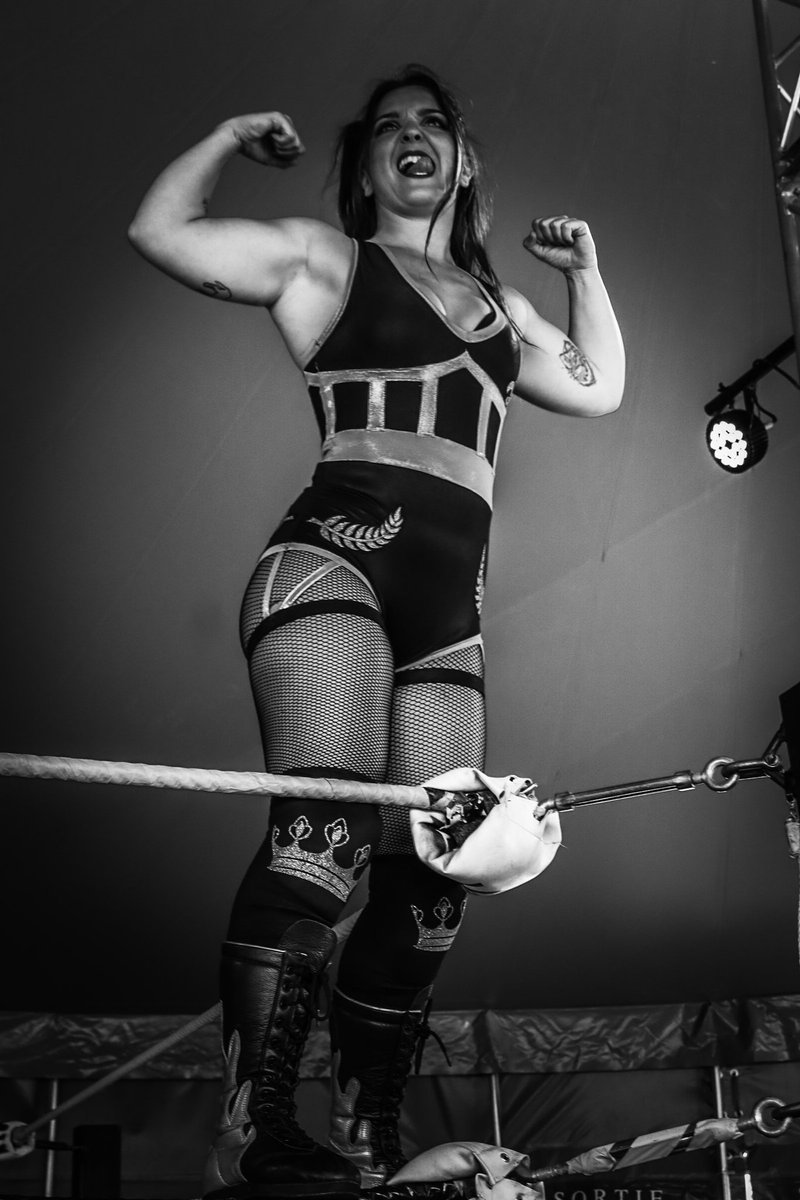 Velvet Suplex tweet media