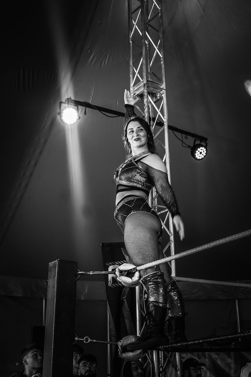 Velvet Suplex tweet media