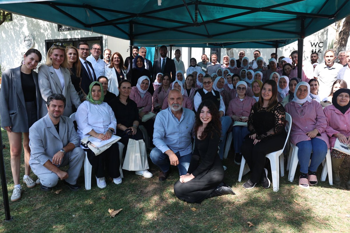 minteks's tweet image. #Minteks bahçemizde çok özel bir buluşmaya ev sahipliği yaptık.
Nilüfer Belediyesi’nin “2025 Yılın Yazarı Rıfat Ilgaz” #fabrikaokumaları  etkinliği kapsamında, değerli tiyatro ve sinema oyuncusu Vahide Perçin ile bir araya geldik.

#vahideperçin @NiluferBel #rıfatılgaz