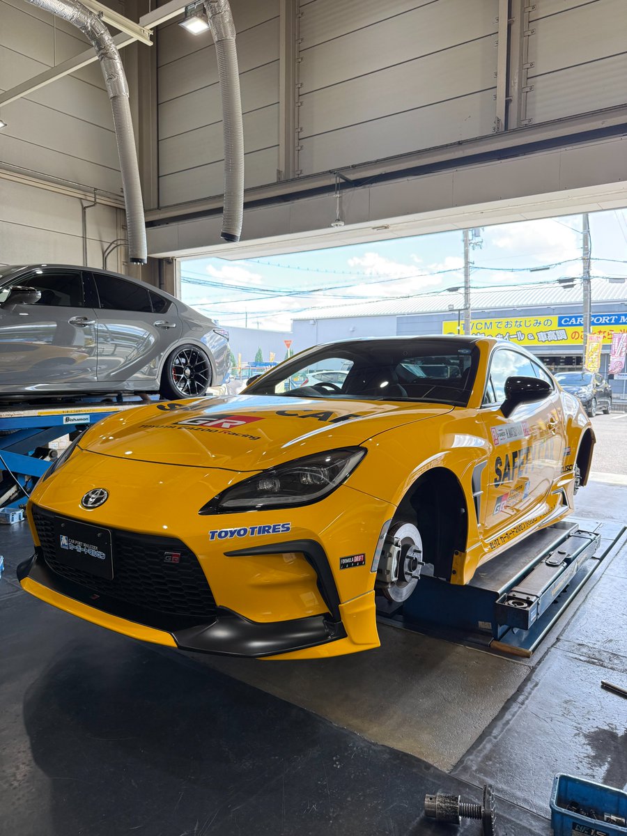 RAYS
グラムライツ57NR
Limited Edition (ホワイト)
カーポートマルゼン限定カラー
(サイズ設定)
1980 5-114.3 48
1875 5-100 45
1875 5-114.3 45
1885 5-100 45
1885 5-114.3 45
1885 5-120 45
1895 5-114.3 38
1895 5-120 45
1770 5-114.3 47
※詳細は店舗やWEBで
お問い合わせお願い致します！