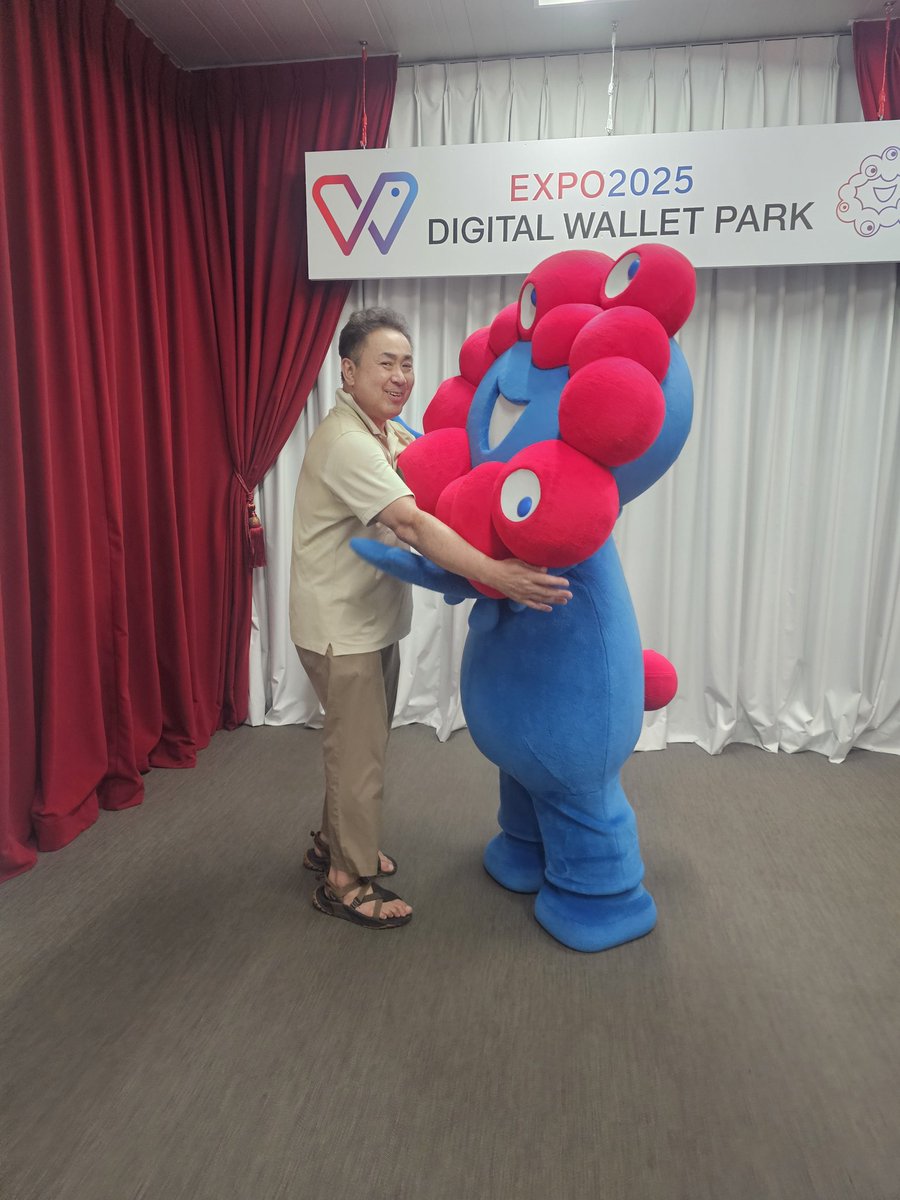K1n_n's tweet photo. #EXPOウォレットアプリでミート・ザ・ミャクミャクに参加 https://t.co/1fJPrkeHZp https://t.co/WmUlhlhpKh
