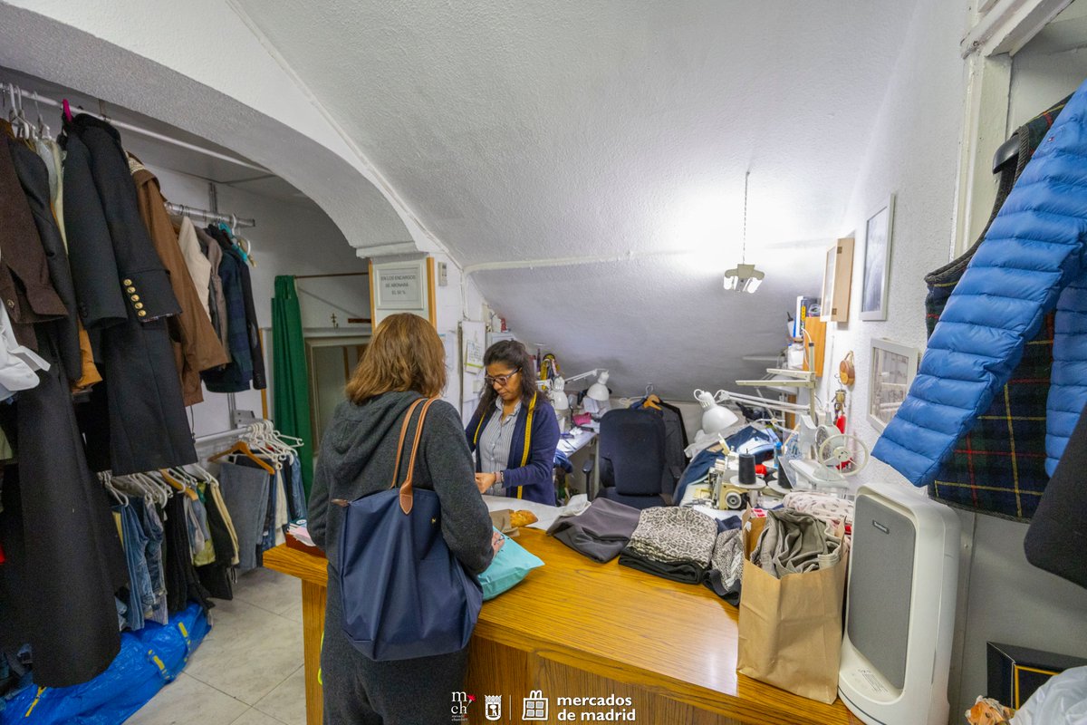 Nancy nuestra modista del mercado tiene siempre la solución perfecta para los arreglos de ropa de señora y caballero 🧵🧶✂️
Acércate o llama📞 91 594 07 48
De lunes a viernes de 9h a 14h

#chamberi #madrid
#mercadodechamberi
#mercadosdemadrid
Subvencionado por el Ayto de Madrid