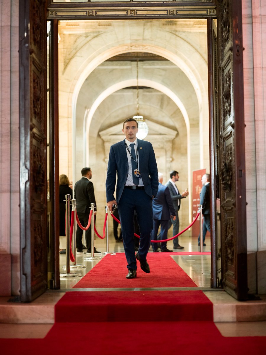 At the Investment Conference in New York, hosted at the New York Public Library - an evening of partnerships, innovation, and investment, connecting visionaries shaping the future of business and global impact.

#FacesOfImpact #Globallmpact