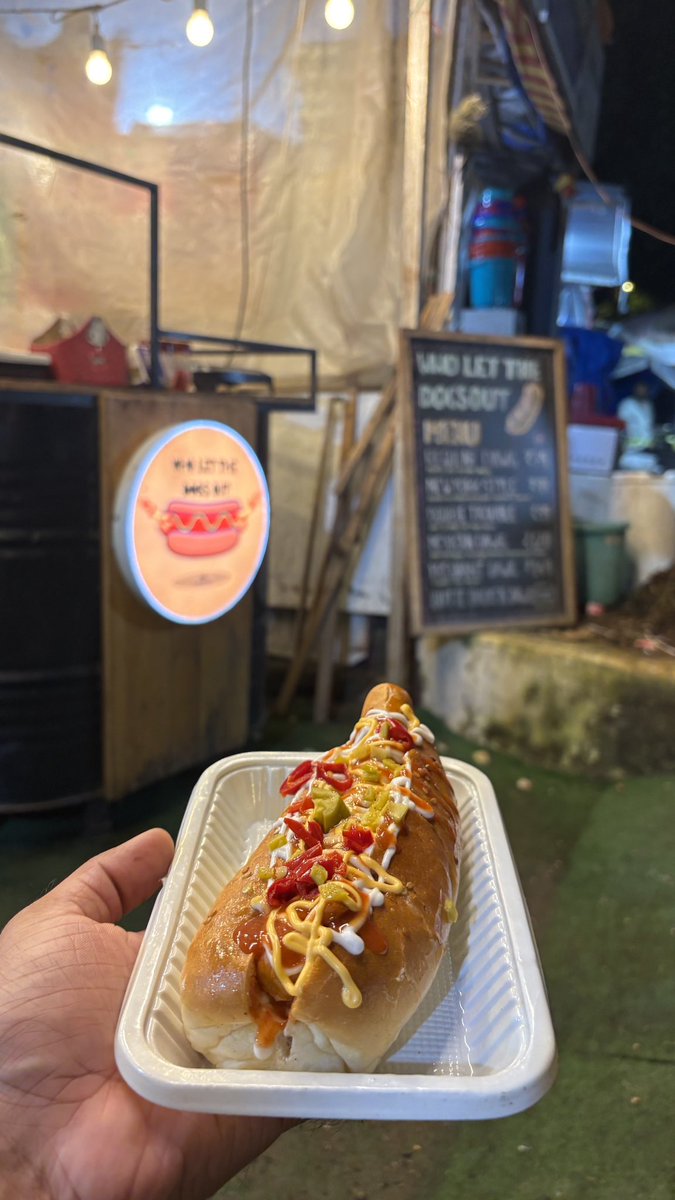 today i walked 7 miles in my neighbourhood in mumbai and had a hot dog for dinner 🚶‍♂️