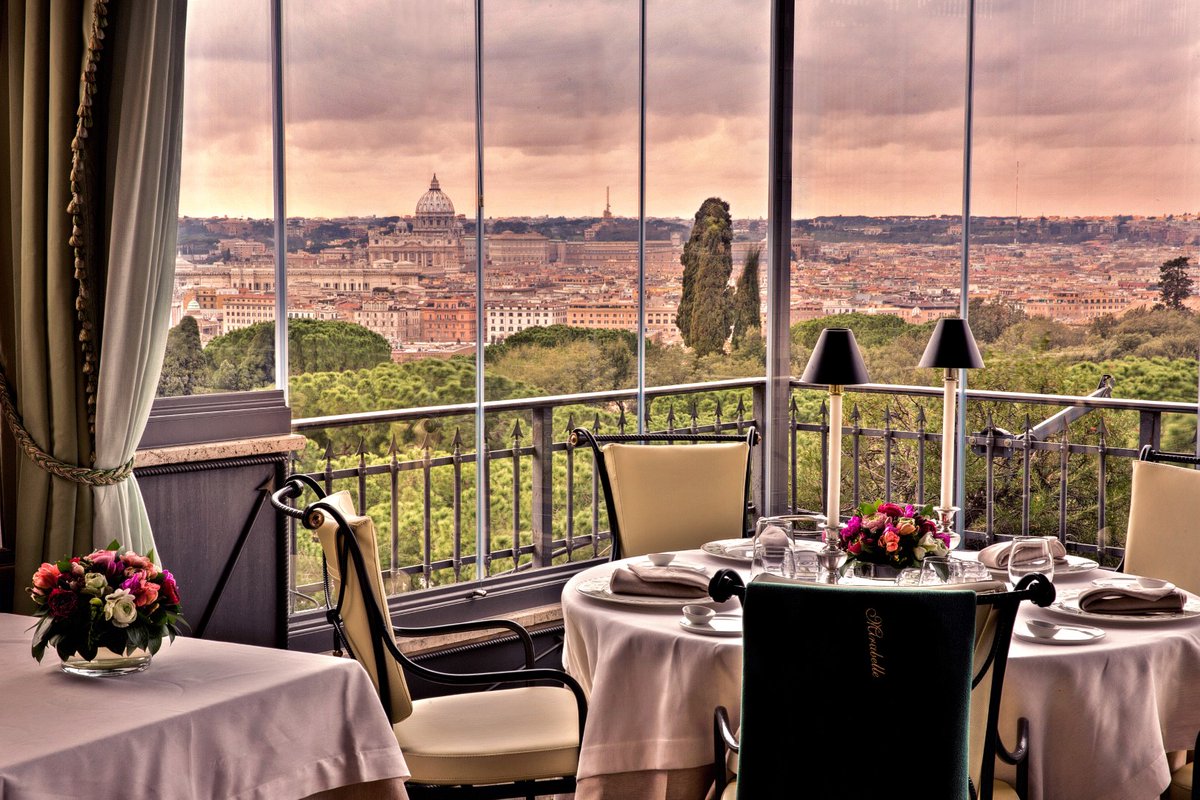 kitchenwareby's tweet image. For 5 star hotel owners/operators:

What use is that fabulous (costly) view to your patrons.... if the food is cooked in unhealthy Teflon coats?

Think about it

#AvoidNonStick Cookware #NPCPLWok Find us #AmazonIN @flipkart #IndiaLovesIron It gives you unique USP that guests 😍