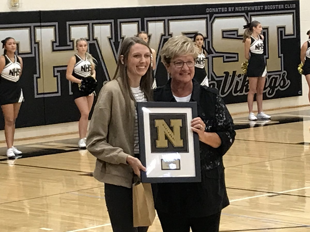 KRGIsports's tweet photo. Some 📸 from tonight’s fall @VikingsNW Hall of Fame 🏐 https://t.co/4KI7mfykY8