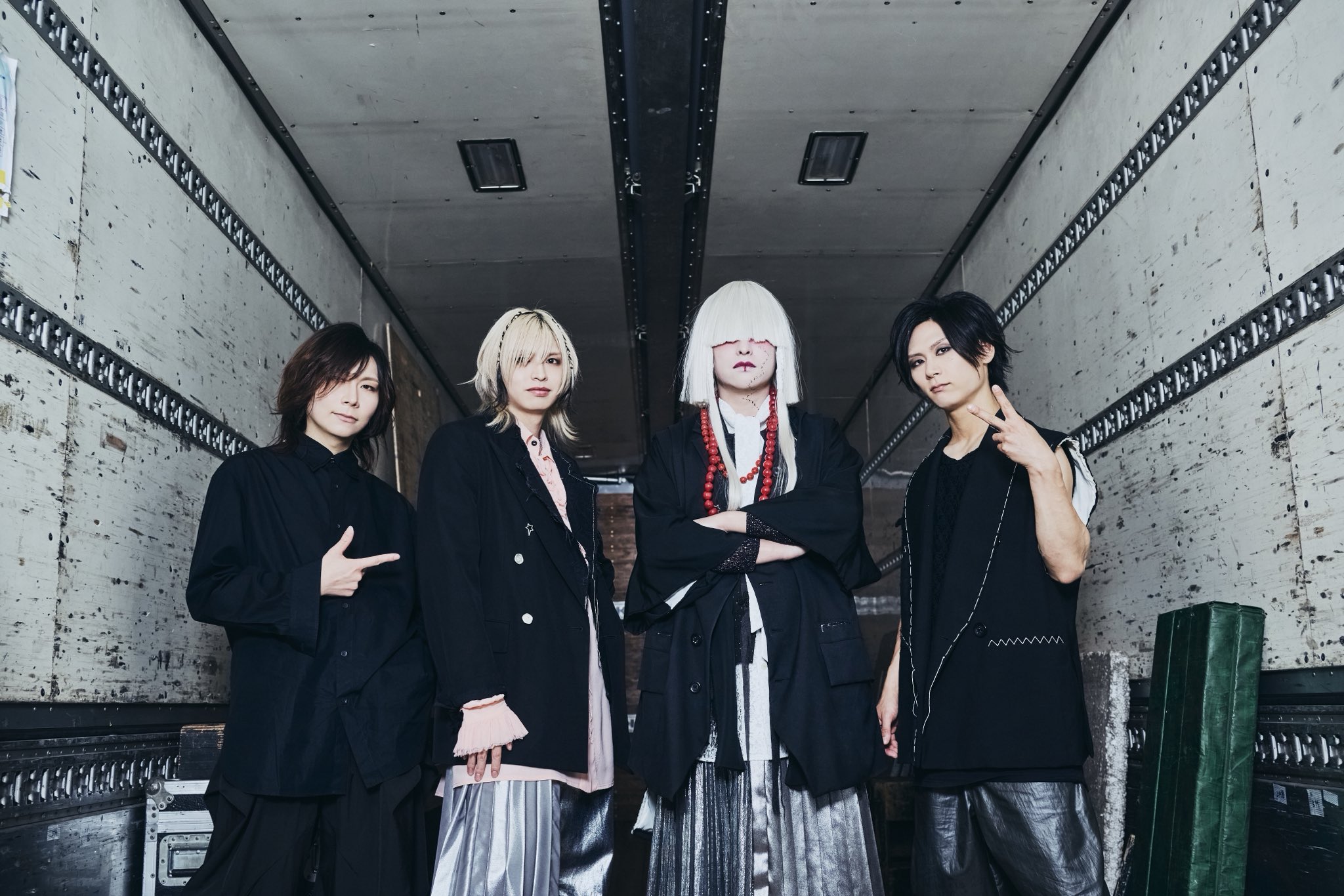 ⚠️専用⚠️ ジグザグ　てやんでいてやんでい 真天地開闢集団-ジグザグ「てやんでい！てやんでい！」MV - YouTube