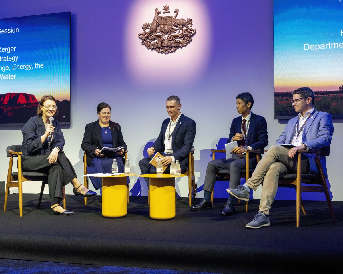 DCCEEW's tweet image. 🌏⚡We partnered with @Austrade to host a renewable energy investment event at the 🇦🇺 Pavilion, #EXPO2025 Osaka.

Leaders from energy, finance, and govt explored how 🇦🇺🤝🇯🇵 can accelerate the net zero transition.

#CleanEnergy #NetZero #Energysecurity @AustraliaatExpo