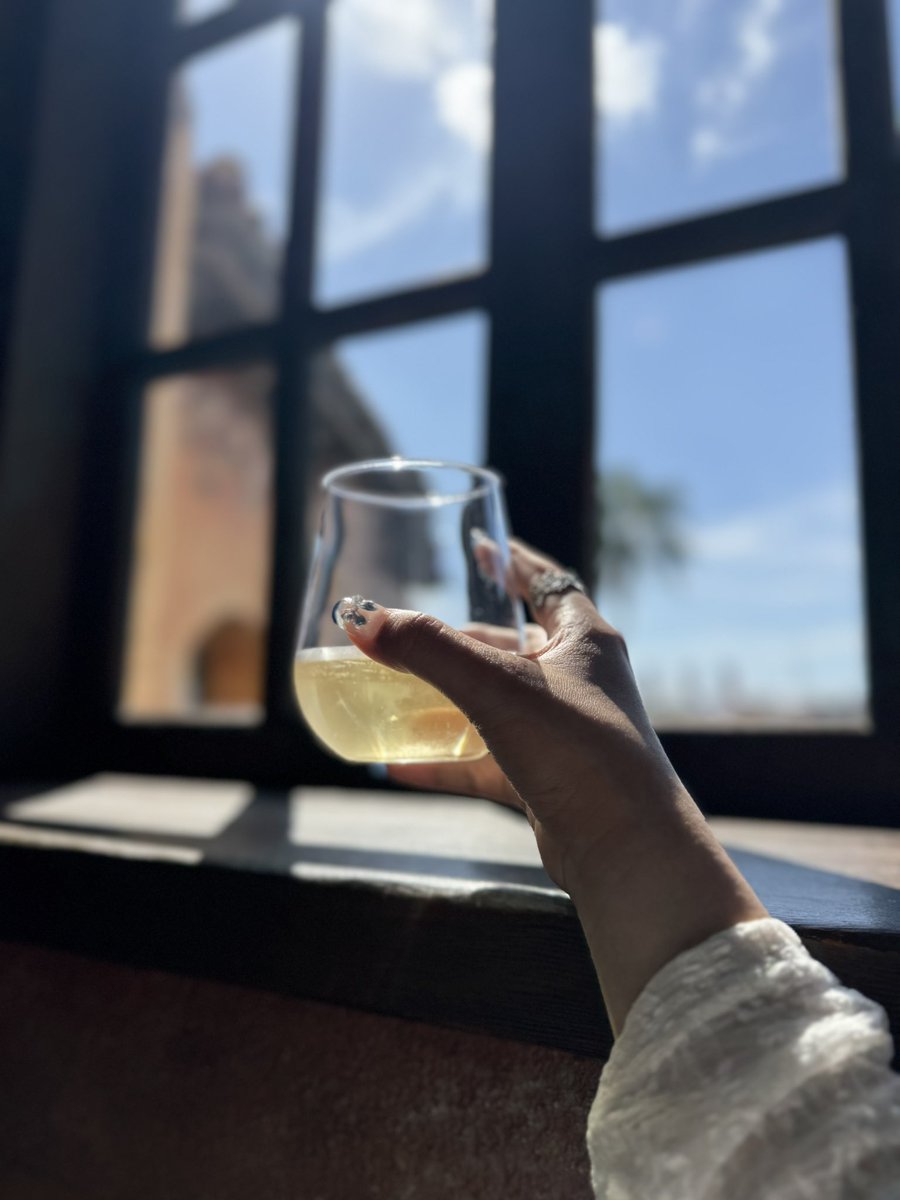 Cin cin🥂𓂃 𓈒𓏸