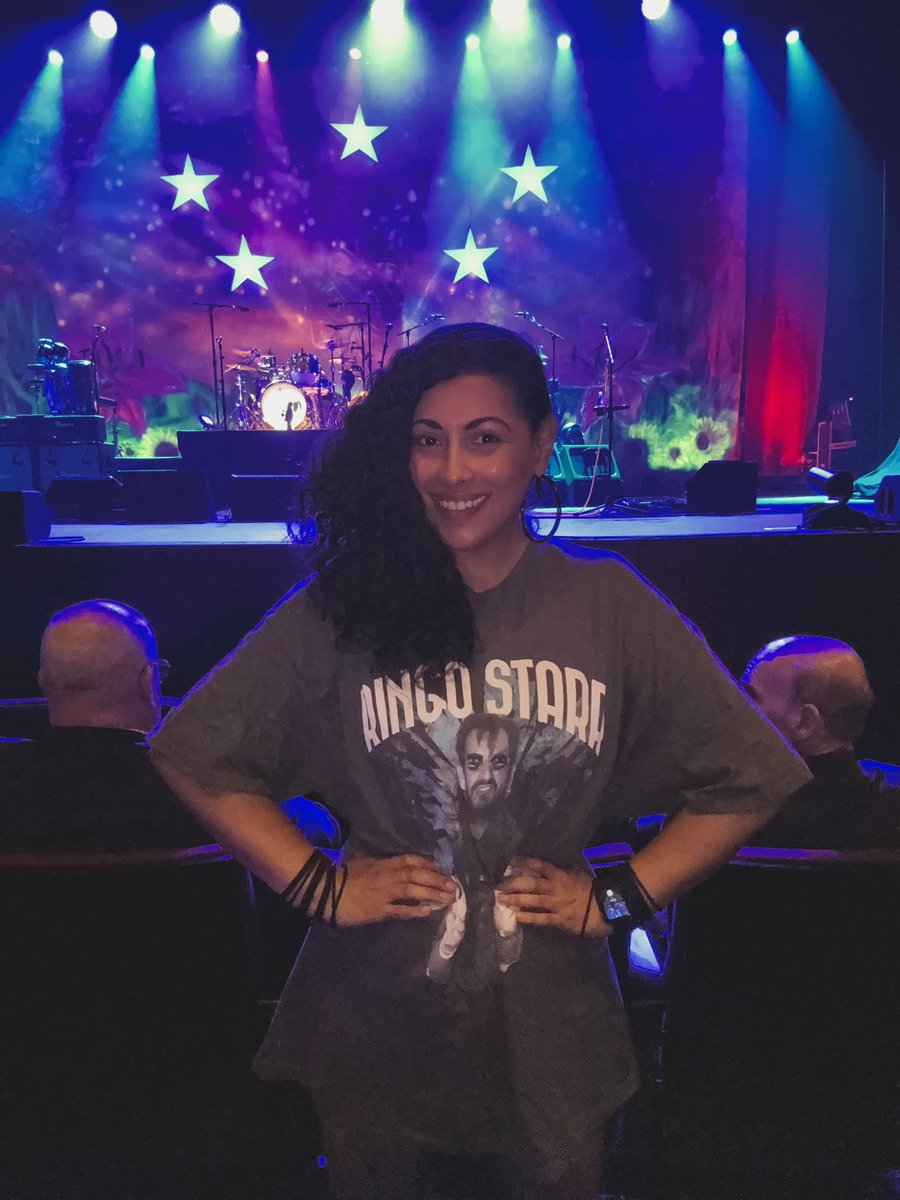 SilRigote's tweet photo. ✌🏼 8th show in 9 days. What would you think if I sang out of tune? #RingoStarr @ringostarrmusic #Yaamava https://t.co/VtTkCa5Wdi