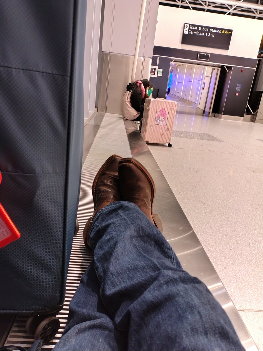 Only like 5 hours early for my flight - because trains.
Now what?