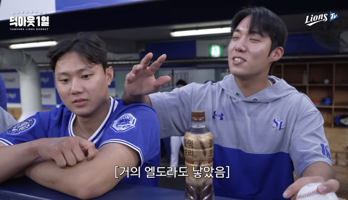 포토그레이                   자엘도라도부르는법알려줄게 
많이찍어주시려나..                급하게 ㄴㄴ
                                    스카이사람들은두박자쉬고
                                     옆사람소리들어가면서
                                             싱크잘맞게