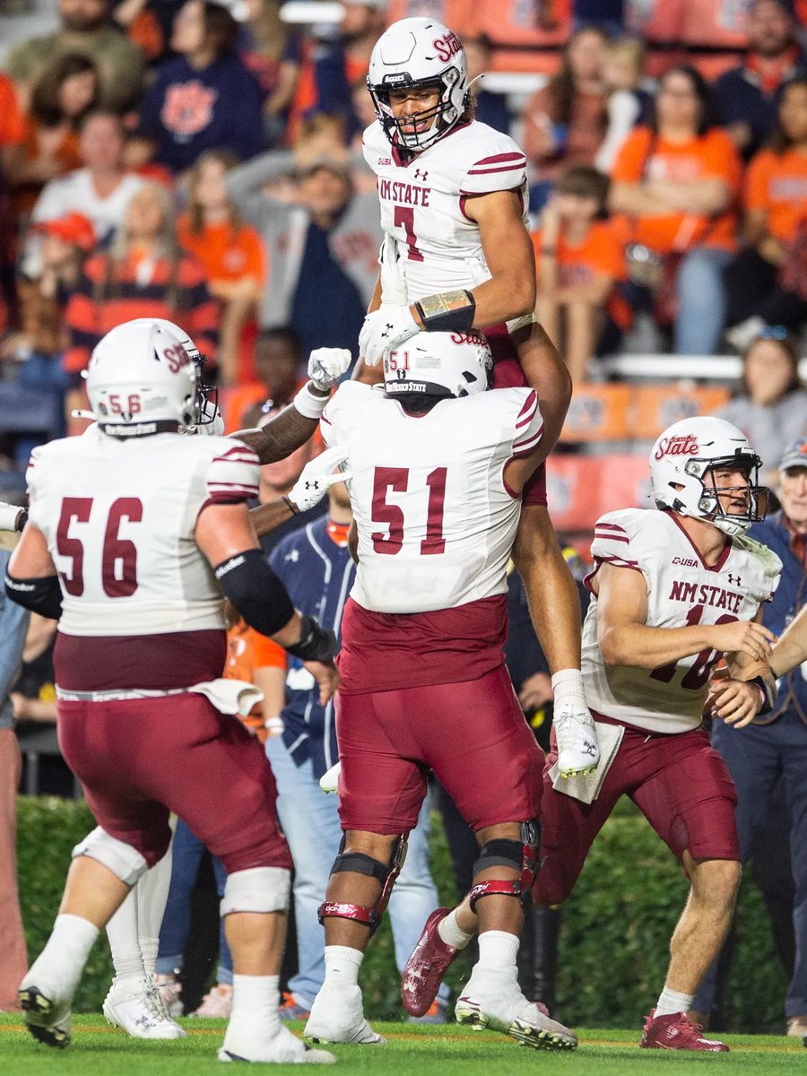 Alan pond (@alan_pond0of) on Twitter photo Honored to receive an offer from New Mexico State!!!!🔥🚨 <a href="/coachJClegg/">Justice Clegg</a> <a href="/GavinBlomberg/">Gavin Blomberg</a> <a href="/CoachCannova63/">John Cannova</a> #SledDawgs Honored to receive an offer from New Mexico State!!!!🔥🚨 <a href="/coachJClegg/">Justice Clegg</a> <a href="/GavinBlomberg/">Gavin Blomberg</a> <a href="/CoachCannova63/">John Cannova</a> #SledDawgs