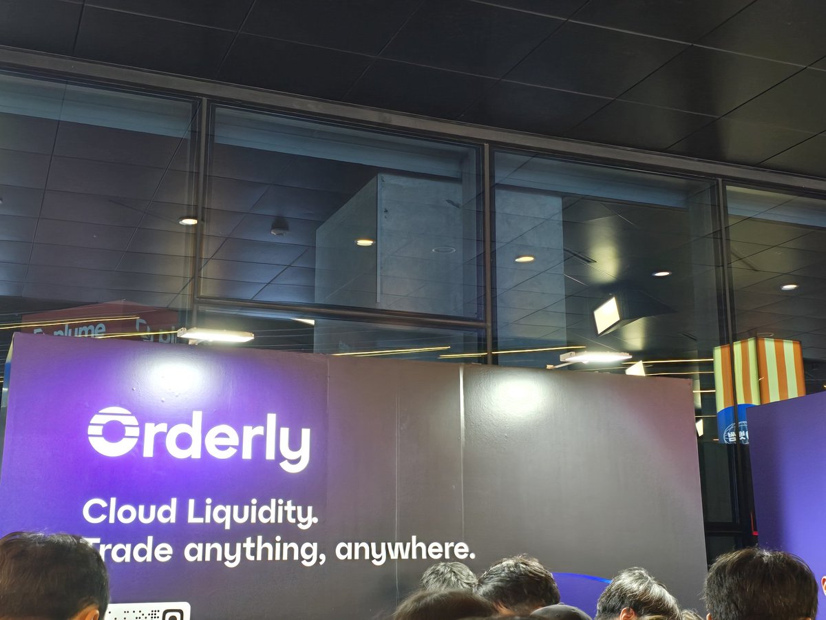 애용시루 tweet media