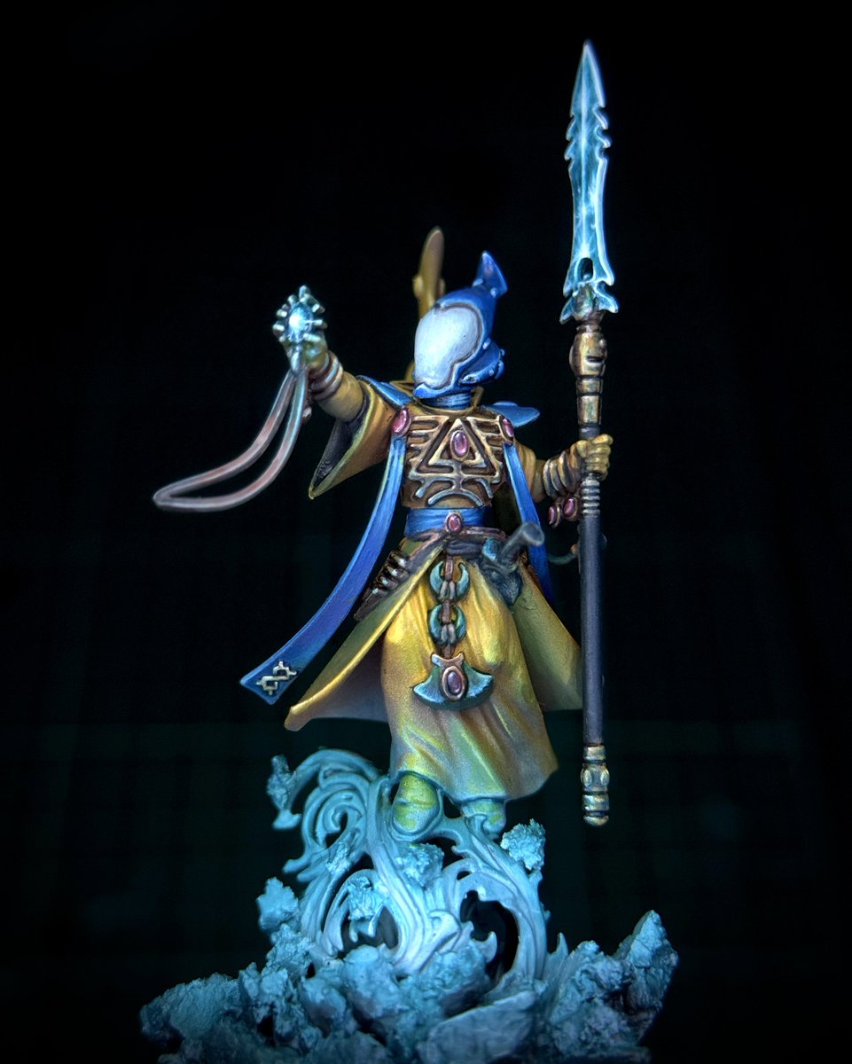 “Let the Psytronome thrum the beat of our defiance!

Despite all we lost, Iyanden shall always rise again.

In life and death, together we shall stand!”

#WarhammerCommunity #iyanden