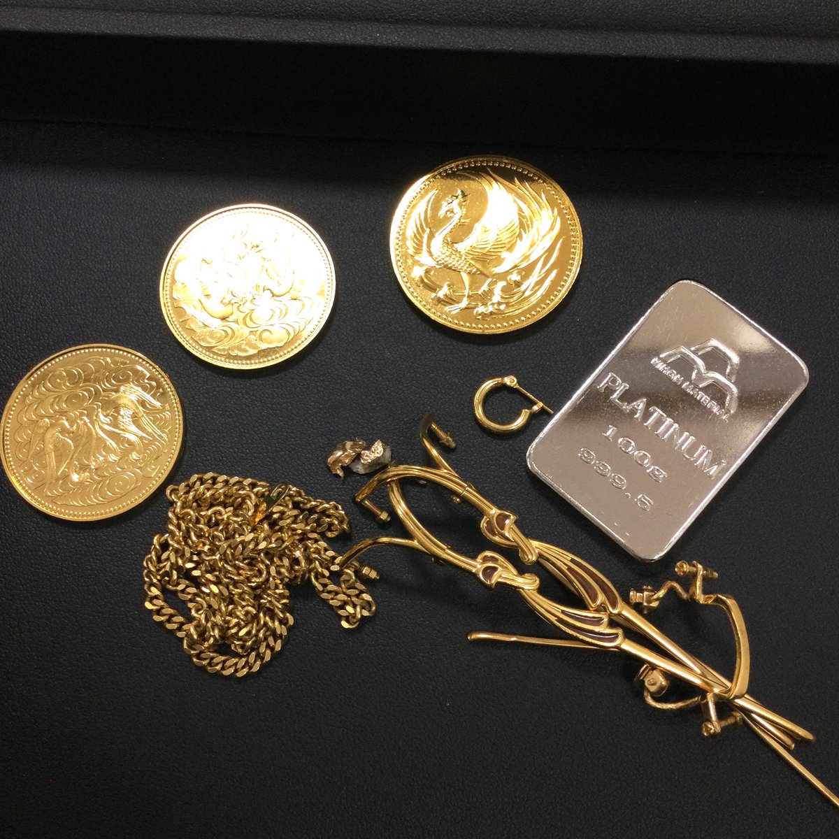 あっという間に金公表買取価格が19500円台を超えてきました😳2万円台もあと少しとなりましたね。 プラチナも大きく上がってます🚀  本日もお持ち込みありがとうございます！ 売却をご検討の際はぜひご相談ください✨ #川崎 #ゴールド #コイン #金買取 #企業公式秋の ...