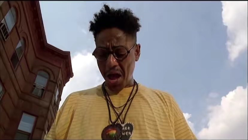 scumbagdzaa's tweet image. YOOOOOOO!  #Bugginout #dotherightthing #jordan4s @quiethandfilms