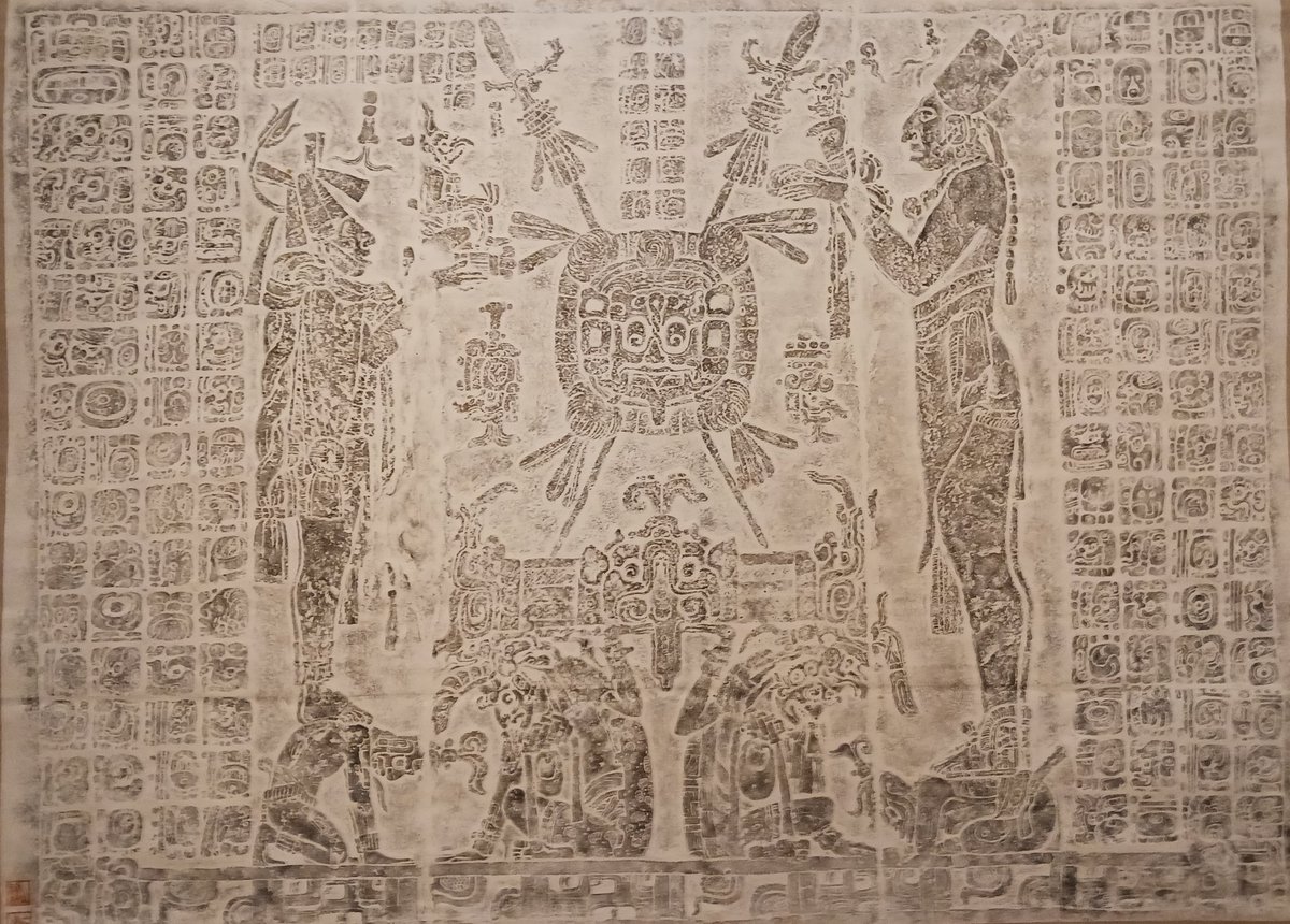 「自然と魂　利根山光人の旅」@世田谷美術館へ。古代文明をモチーフとした色彩あふれる作品たち。マヤ遺跡で採取した拓本やメキシコ民芸の蒐集品も併せて展示。世界各地のさまざまな文化との出会いを記録した写真も良かった。