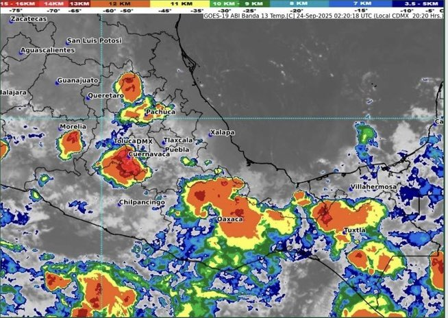 SOSTabasco_'s tweet photo. 🚨#ÚLTIMAHORA | Se prevén, entre las 21:00 h del 23 de septiembre y las 00:00 h del miércoles 24, lluvias muy fuertes con descargas eléctricas y posible granizo en #Veracruz, #Oaxaca y #Chiapas.
Chubascos y lluvias fuertes en #Guerrero y #Tabasco. https://t.co/Rw2LBoOVV9