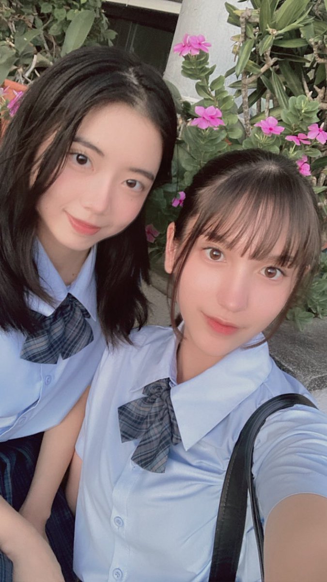 本日(24日)このあと20:40頃から、FM沖縄『Radio dub(<a href="/radio_dub/">ラジダブ ＠FM沖縄</a> )』内にて、レギュラーコーナー『JUICYJUICYの“業界人!!?”1年SAY』オンエア📻 

⬇️チェックよろしくお願いします✨
radiko.jp/share/?t=20250…

#ラジダブ #JUICYJUICY #アソビシステム<a href="/fm_okinawa/">ＦＭ沖縄 【公式】</a>