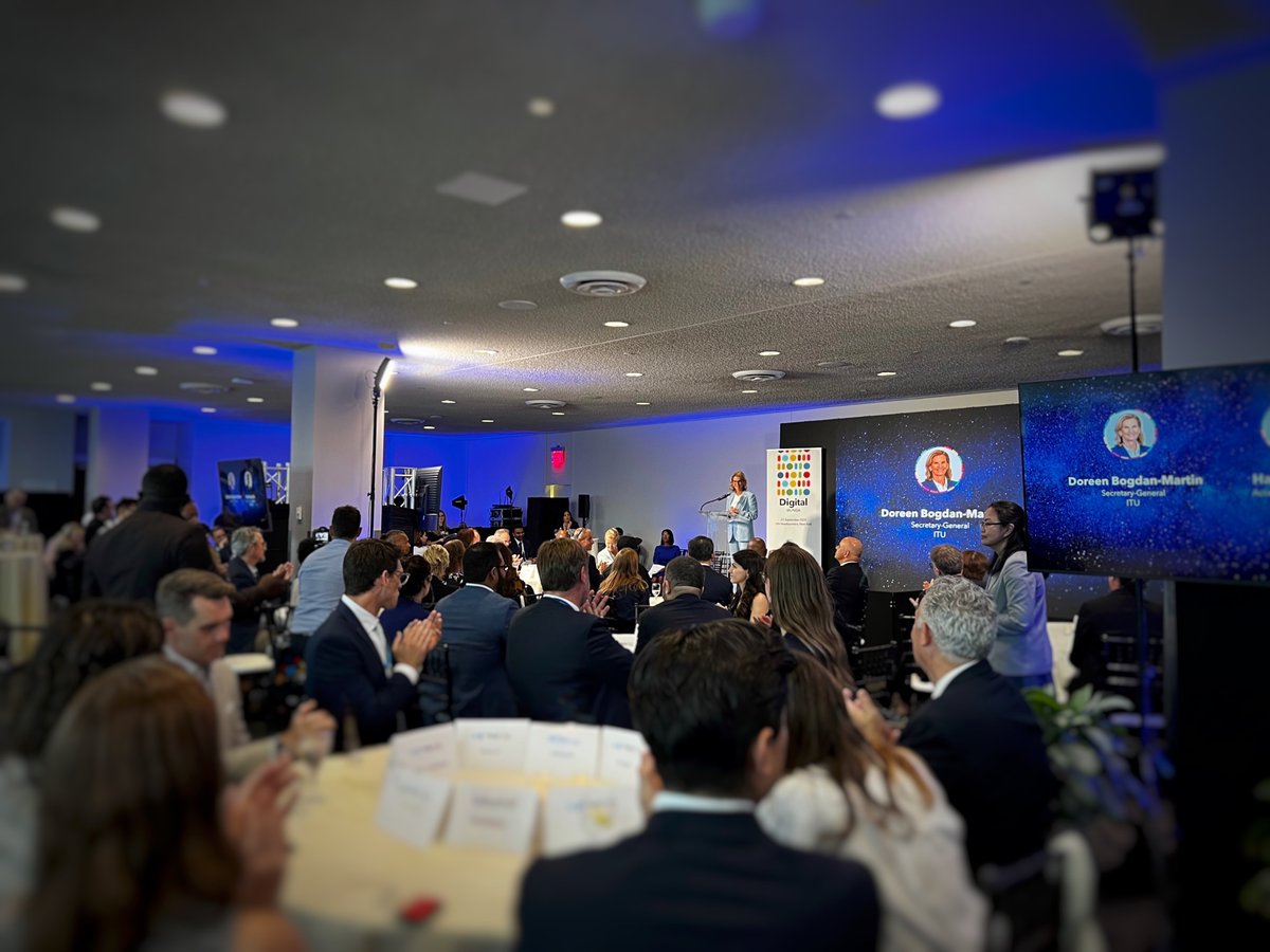 ITUSecGen's tweet image. Digital technologies can be a force for good. 
They can be engines of prosperity #ForPeopleForPlanet. And catalysts for dignity, opportunity, and hope. 
 
#DigitalUNGA is a powerful showcase of solutions + heroes that put digital at the service of global progress every day
