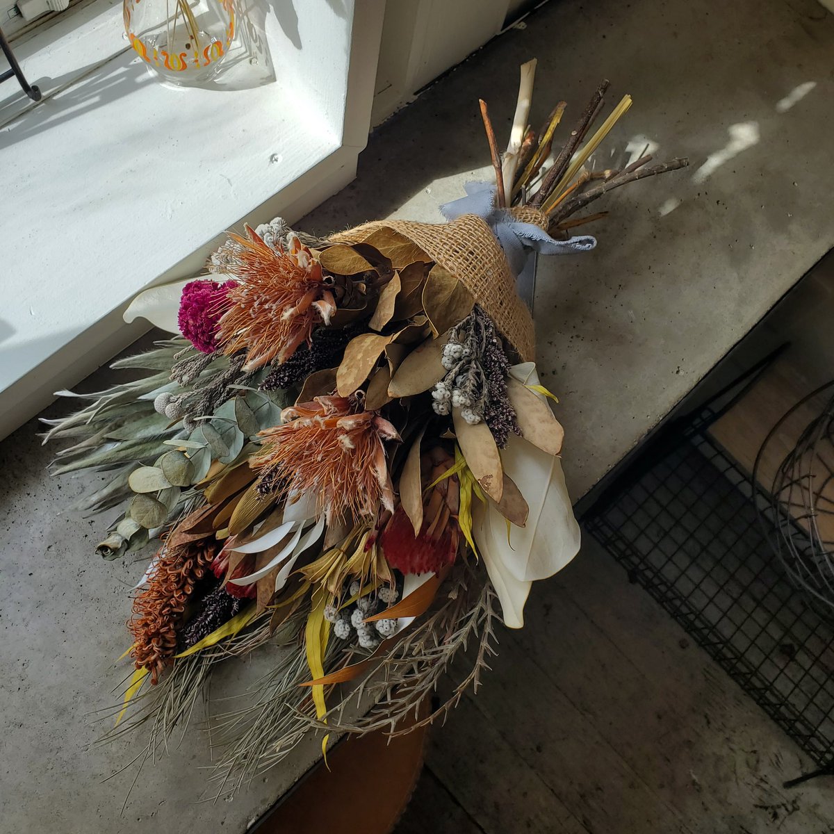 常設作家さまシェルブールさん
作品入荷🎵
1枚目Flowerバスケット
￥2300
2.3枚目ハロウィン🎃スワッグ入荷！
58cm位 ￥2100(お得すぎる。。)
4枚目ワイルドフラワースワッグ 即日SOLDOUT

InstagramDMからならお取り置き可能です✨

#西荻窪焼き菓子
#西荻窪カフェ
#西荻窪雑貨
#spicaのおやつ