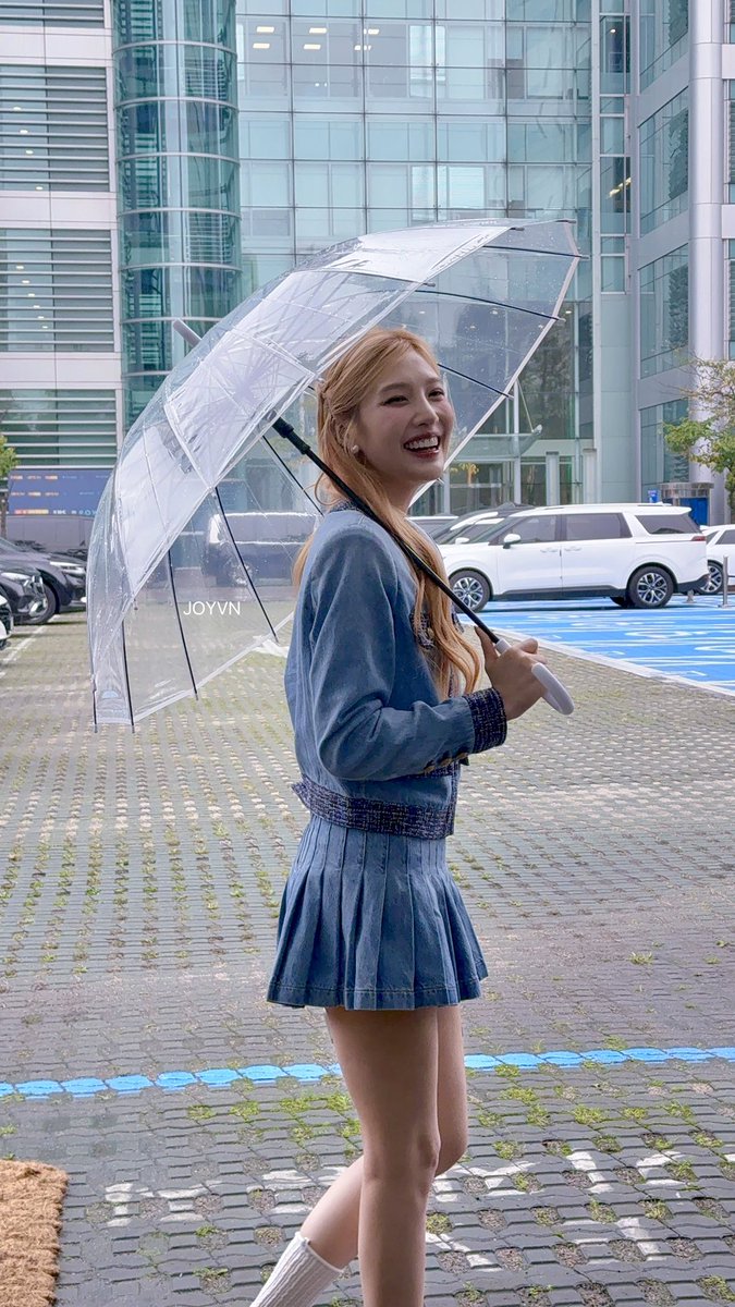 JOYVN_RV's tweet photo. 250924 💚JOY💚
 #조이 #JOY #REDVELVET #레드벨벳 https://t.co/beizG4t91t