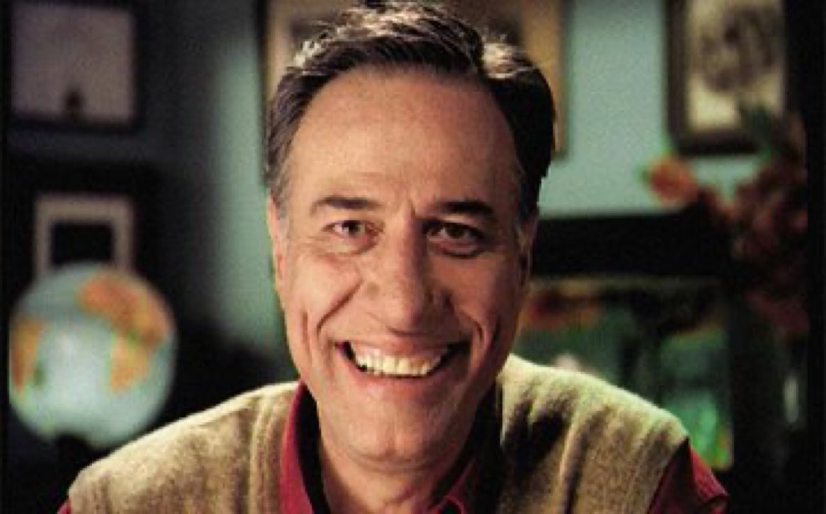 Türk Sinemasının Duayeni Kemal Sunal:

“Türk olmayı, her baş, her omuz, her yürek kaldıramaz.”