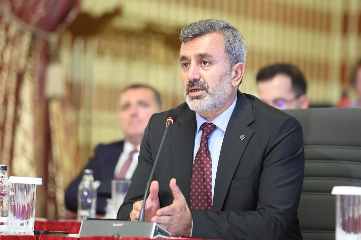 Milli Dayanışma, Kardeşlik ve Demokrasi Komisyonu’na değerli fikirleriyle katkı sunan, İHH Bölge Diplomasi Çalışmalarından Sorumlu Yönetim Kurulu Üyesi Vahdettin Kaygan’ın kalp krizi sonucu vefatını büyük bir teessürle öğrendim.

Merhuma Allah’tan rahmet, ailesine ve İHH