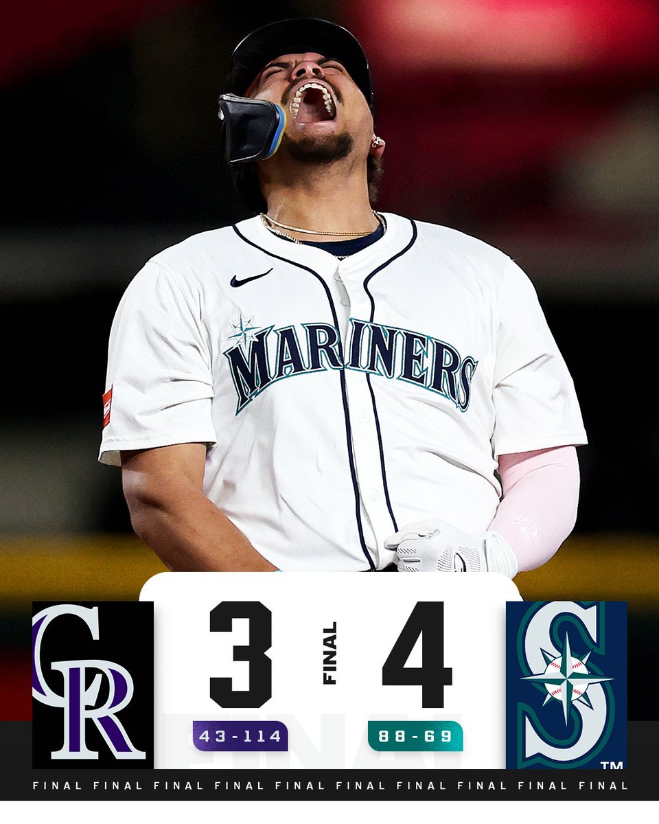 Josh Naylor delivers a clutch 3-run double to help the @Mariners secure  #postseason baseball!