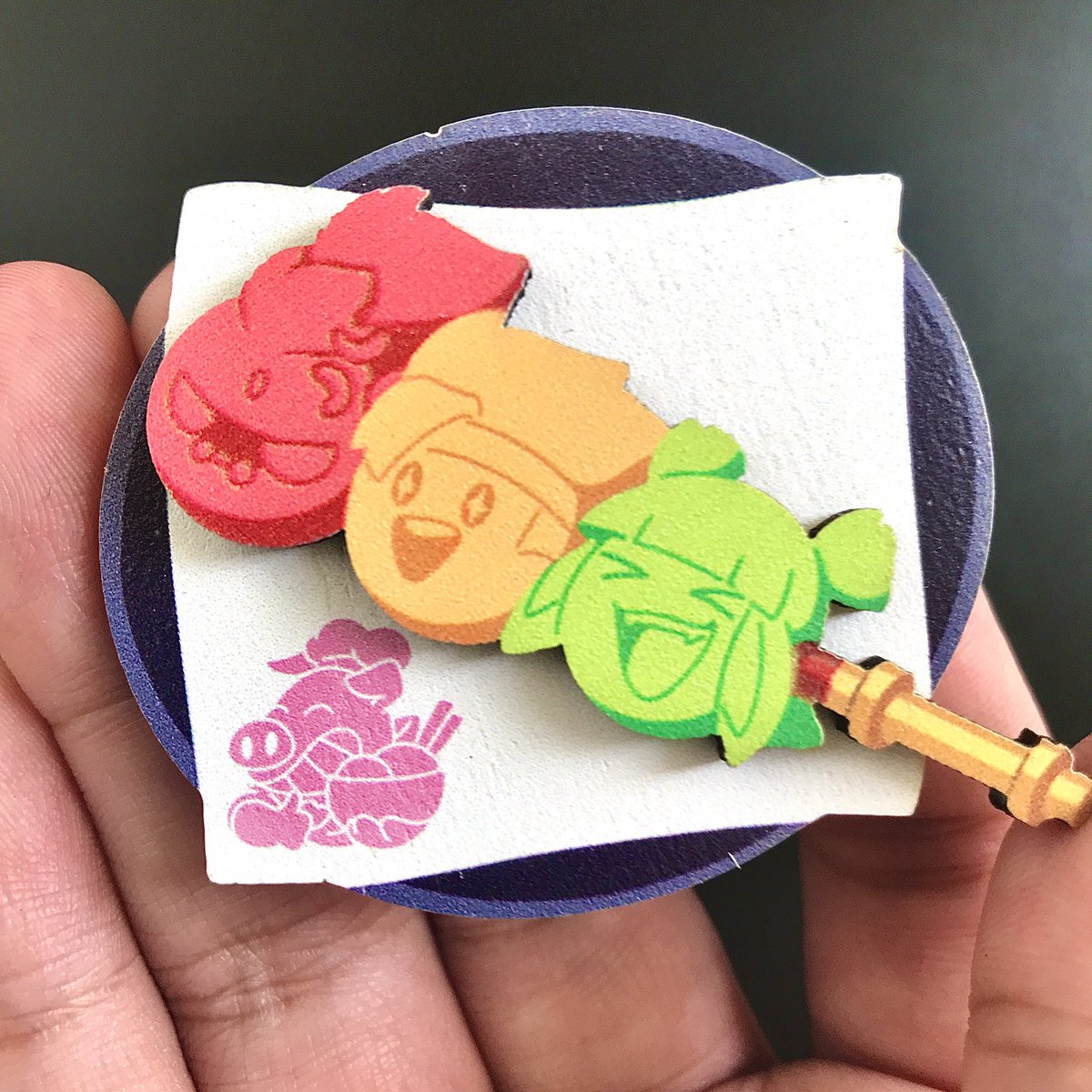 *turns this into a wooden pin*

[#LEGOMonkieKid #trafficlighttrio]