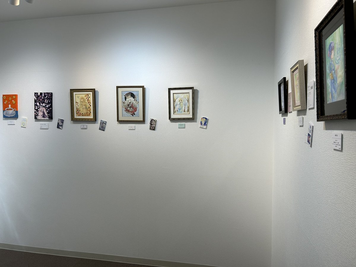 Ato10Gallery's tweet photo. 公募展「異国の香りを纏わせて」
企画公募展「ポストカード博覧会 vol.03」
開催しております

[会期]
9月24日(水)〜10月5日(日)
13時〜20時(日曜日18時まで)
月火休廊
※ポストカード博覧会は10月1日(水)からvol.04に変更となります

[場所]
ぎゃらりぃあと

[入場料]
無料 https://t.co/ulNhGum1E9