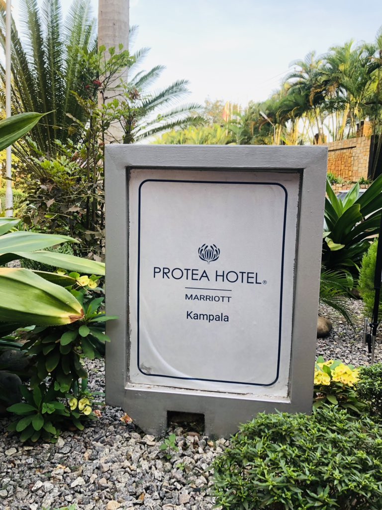 People Brand tweet media