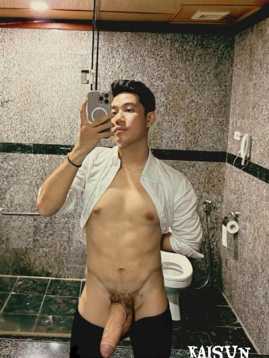 noanaaaaggg's tweet photo. Chú 3 duy👻 https://t.co/0NRRkjFLh8