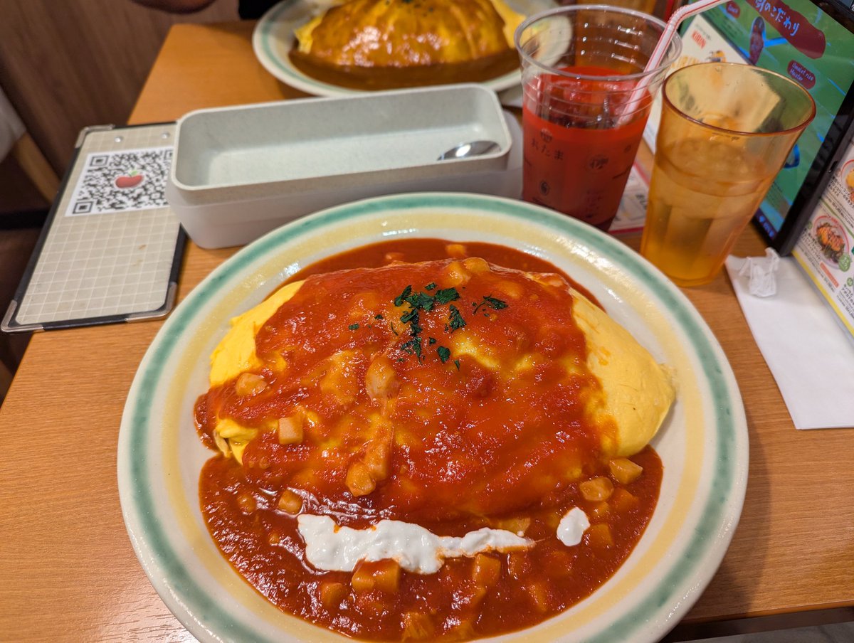 お昼ご飯🍚🍴
オムライス🍅🍳🍚