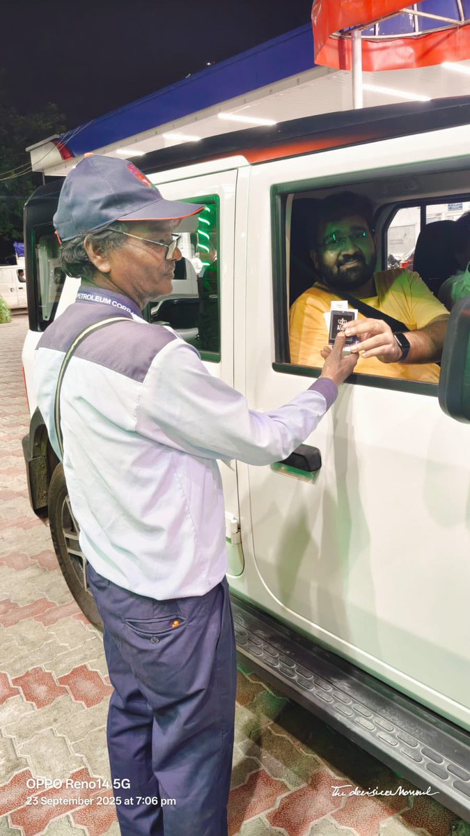 SSpanchshila's tweet image. Adding a little extra joy to every pit stop! 🌸⛽

Because at HPCL, we don’t just fuel vehicles — we fuel smiles. 💛

#HPCL #ProjectAbhyuday #DeliveringHappiness #FuelingSmiles

@HPCL @Rg03Goel @hardik_HPCL
@hpcl_retail @jindalhpc