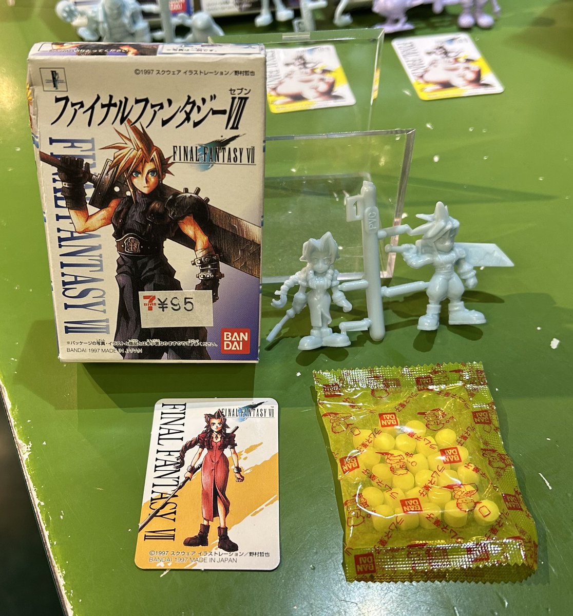 バンダイ ファイナルファンタジーVII 食玩 消しゴム 全7種セットも投下