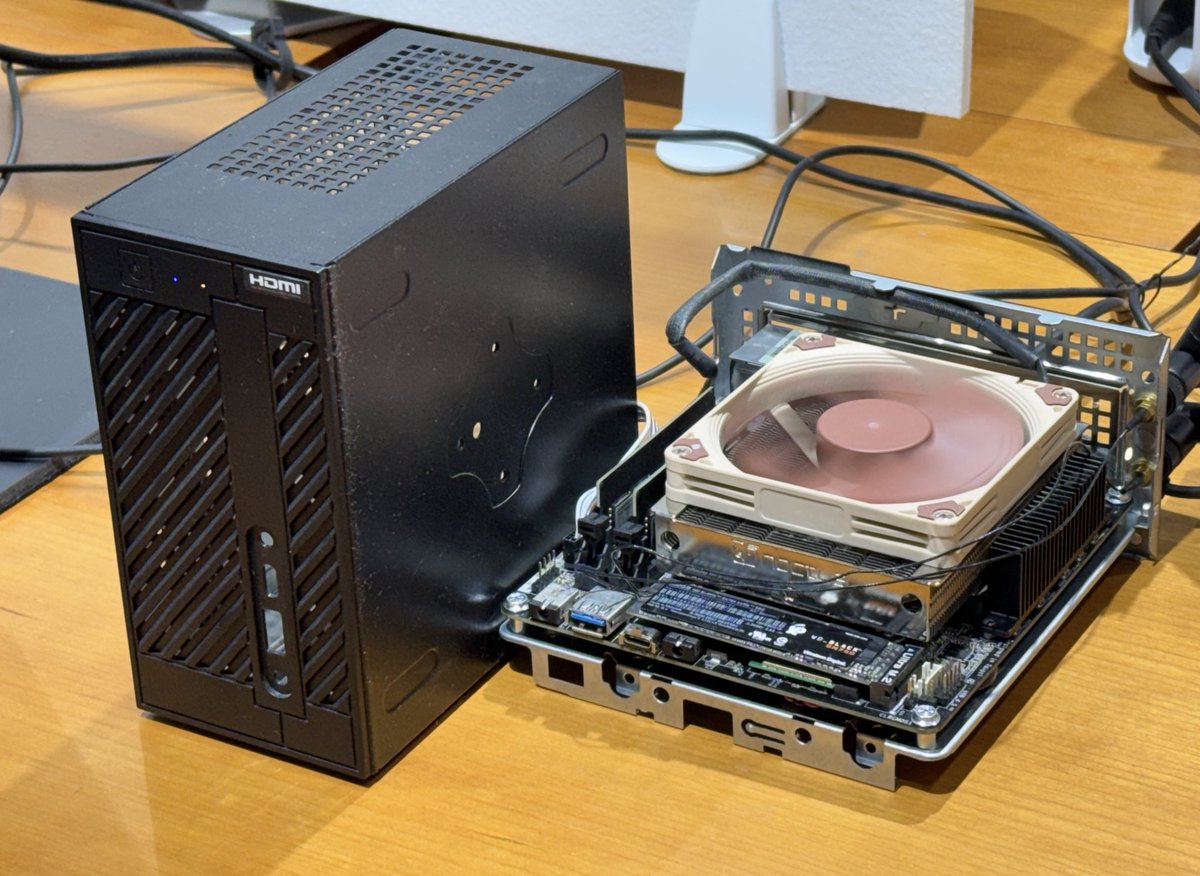 Deskmini A300 windows11リテールライセンス付き Deskmini A300 windows11リテールライセンス付き - メルカリ