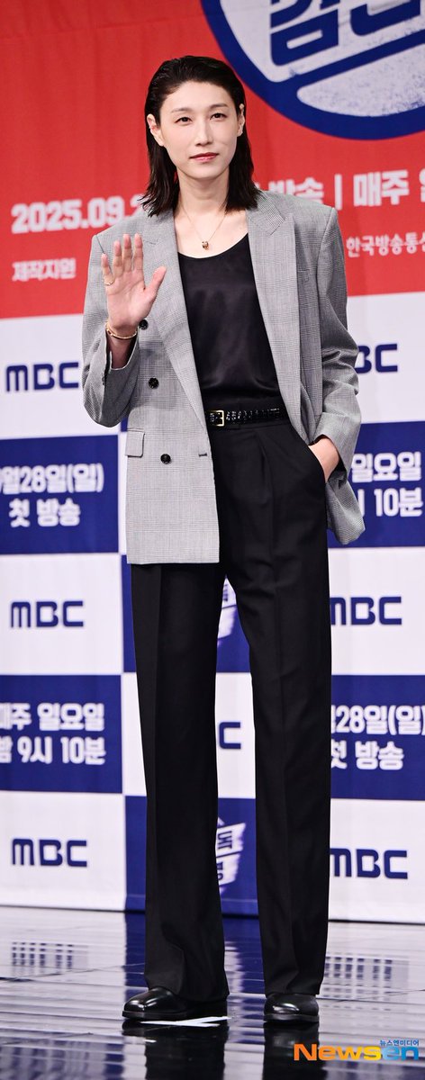 아니 사진이 개길어 진짜