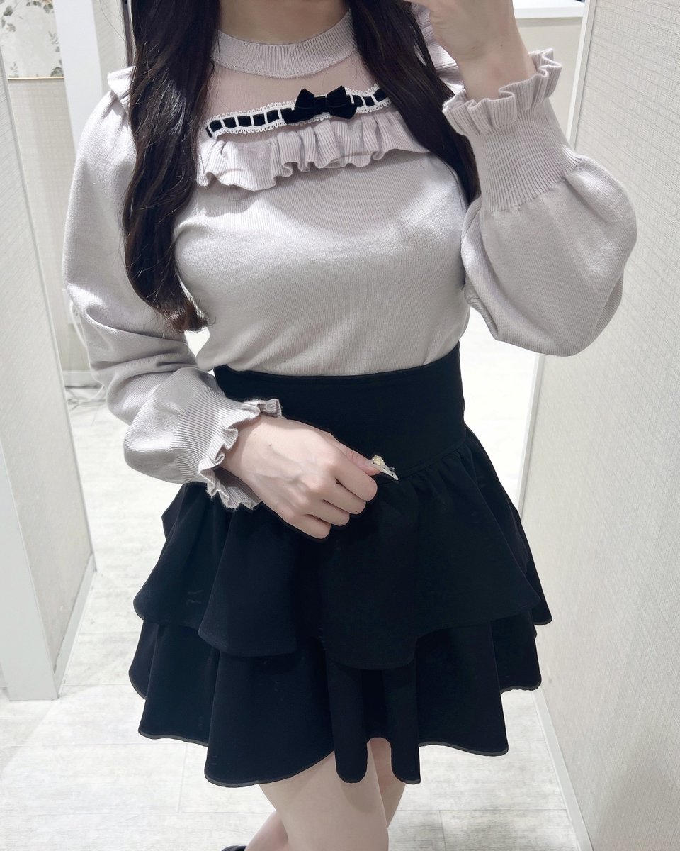evelyn横浜店 ⋆.⭐️𝐇𝐨𝐭 𝐢𝐭𝐞𝐦⭐️.⋆ ♡シアーフリルリボン