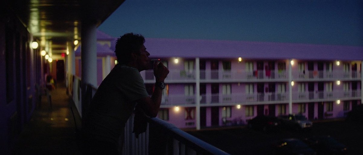 screenscaps's tweet image. the florida project  (2017) dir. sean baker