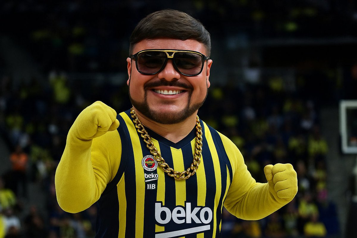 sonpatron1907's tweet photo. Maske düştü artık kendimi pazarlamıyorum. Yellow binim
#FreeYellow https://t.co/Dq6NR5eNuU