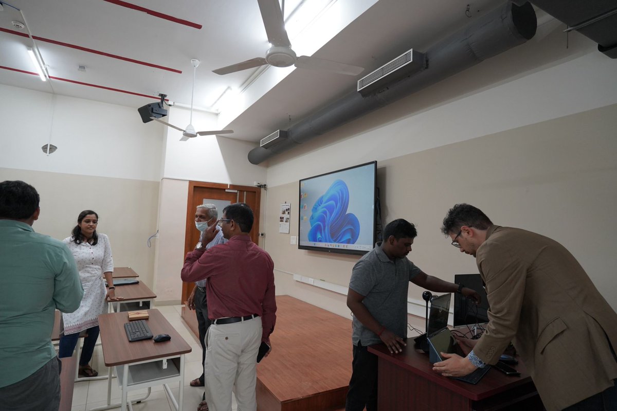 sasraj17's tweet image. We were delighted to host Dr. Francesco Maurelli at IIT Madras for the IEEE OES Guest Lecture on “Intelligent Systems – Unlocking the Potentials of the Oceans.” Inspiring insights on AUVs, MAVs, and DAAD scholarships!

#IEEE #IEEEOES #IITMadras #OceanEngineering #AUV #MAV #DAAD