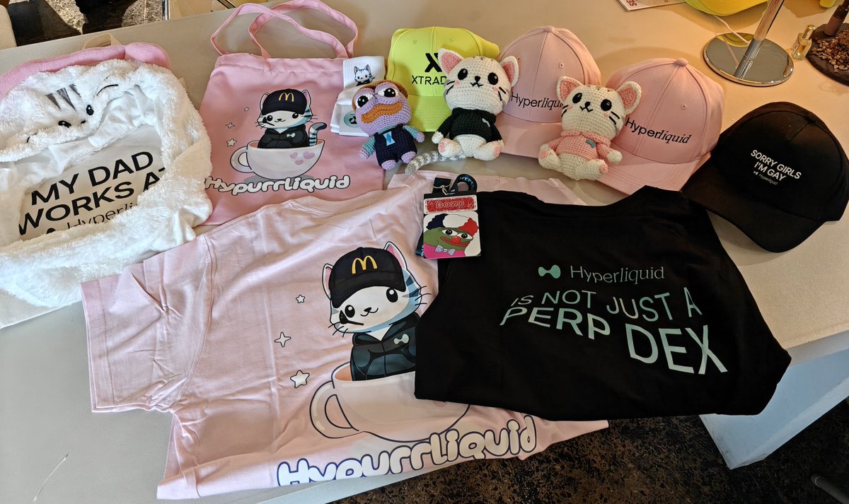 Shuri2060 (@shuri2060) on Twitter photo big shoutout to <a href="/hyperbuilder_hl/">HyperBuilder</a> <a href="/ellie_nfts/">ellie.hype</a> 😁 big shoutout to <a href="/hyperbuilder_hl/">HyperBuilder</a> <a href="/ellie_nfts/">ellie.hype</a> 😁