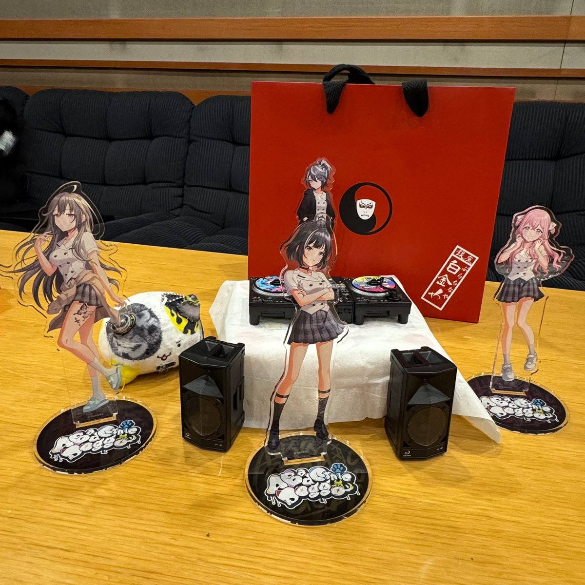 収録現場に！🎤💛
#グルミク #D4DJ  #Doggo🐾