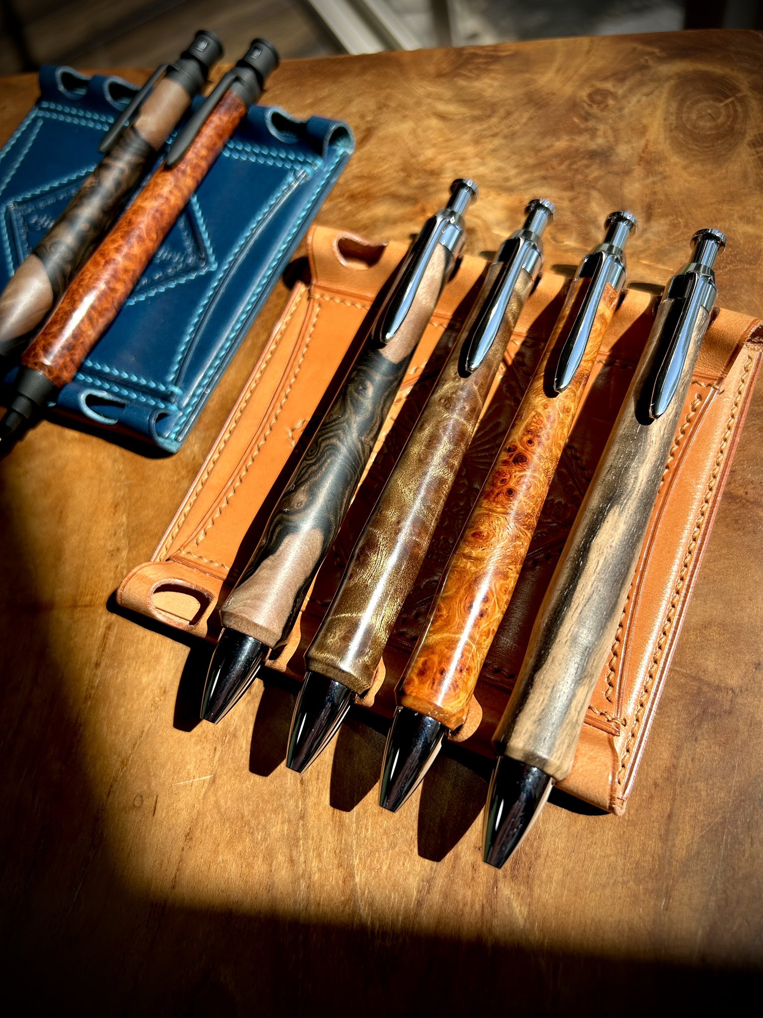 木軸ペン　chry leather　黒檀　瘤杢　オーダー品 木軸ペン chry leather 黒檀 瘤杢 オーダー品