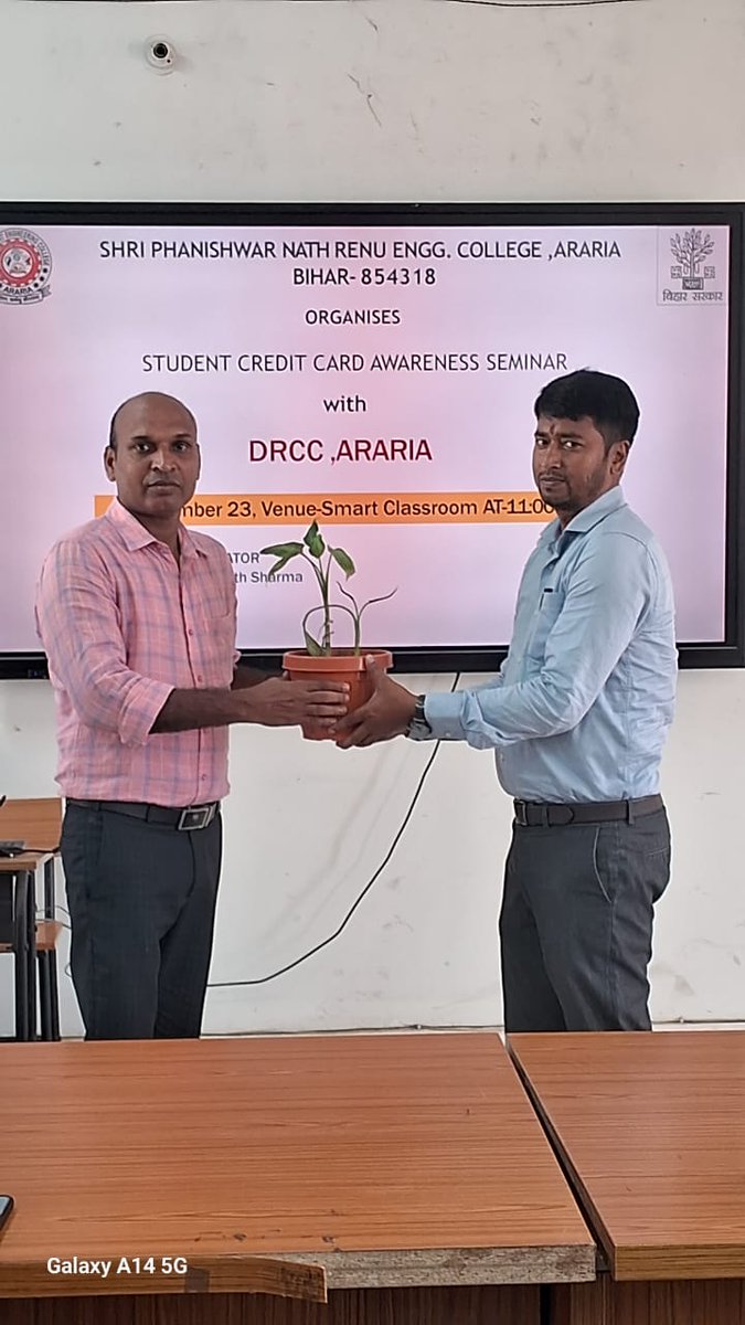 SpnrecA's tweet photo. SPNREC organized a seminar on Bihar Student Credit Card Yojana. 
Students learned about eligibility, documents &amp; benefits of availing up to ₹4,00,000 education loan with full govt. guarantee.
Speaker: Mr. Gajendra Kumar (DM, DRCC)
Coordinator: Prof. Amit Ranjan &amp;Prof ShambhuNath https://t.co/n79VdMxfx2